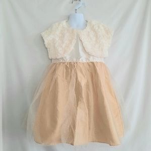 Girls Dress Creamy White and Gold Size 7 Kids